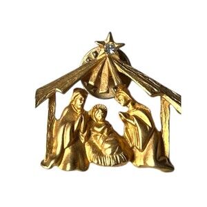 Vintage Gold Tone Christmas Nativity Scene Brooch Lapel Pin